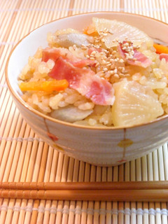✿ベーコンと根菜の味噌味炊き込みご飯✿-レシピのメイン写真