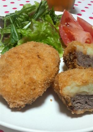 牛こま切れ肉とじゃがいもの＊カツコロ＊-レシピのメイン写真