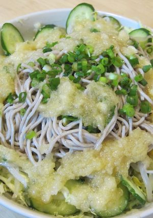 そばサラダにりんごドレッシング！！-レシピのメイン写真