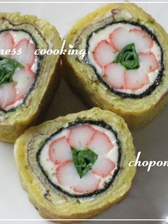 カニカマと海苔で✿お花✿-レシピのメイン写真