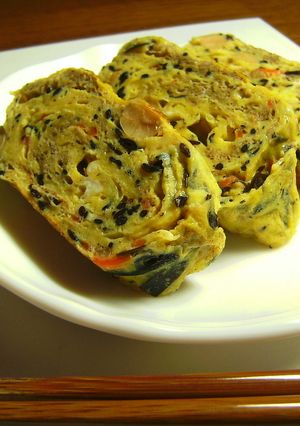 ひじきと大豆の煮物で卵焼き-レシピのメイン写真