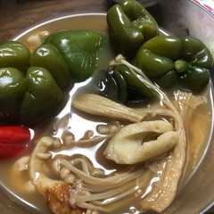 A picture of ピーマンえのきだけちくわ煮.