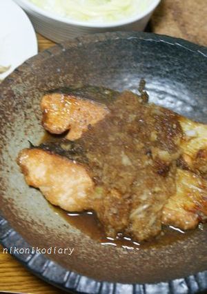 鮭ソテー。生姜玉ねぎソース-レシピのメイン写真