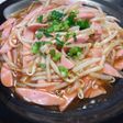簡単✿もやしと魚肉ソーセージの甘酢あん