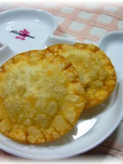 餃子の皮で♪スイートポテトパイ揚げ揚げ❀-レシピのメイン写真