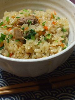 春菊嫌いでも食べられる「春菊ツナご飯」-レシピのメイン写真