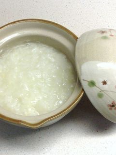 熱がある時は日本の白粥と白卵粥-レシピのメイン写真
