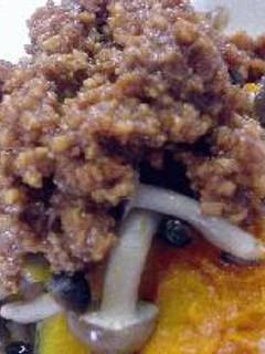 はなびし草の南瓜としめじの肉味噌のせ-レシピのメイン写真