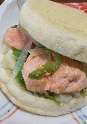 魚でマフィン*和風ちゃんちゃんバーガー-レシピのメイン写真