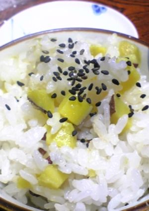 幸福色のさつまご飯-レシピのメイン写真