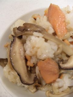 鮭ときのこのバター醤油まぜごはん-レシピのメイン写真