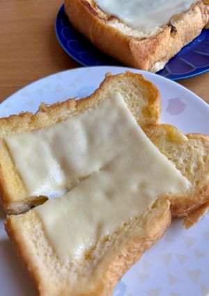 甘くないガーリックチーズフレンチトースト-レシピのメイン写真