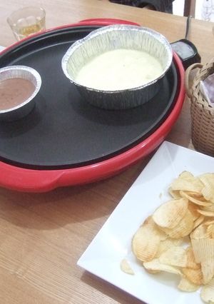 ホットプレートでチーズフォンデュ☆-レシピのメイン写真