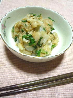 ねっとり♡ 里芋と春菊のごま味噌和え-レシピのメイン写真