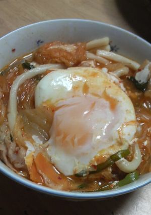 簡単!!うま-♪半熟卵のキムチチゲスープ-レシピのメイン写真