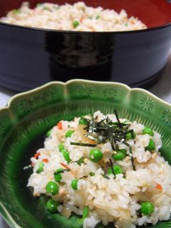 ✿鶏そぼろとグリーンピースのちらし寿司✿-レシピのメイン写真