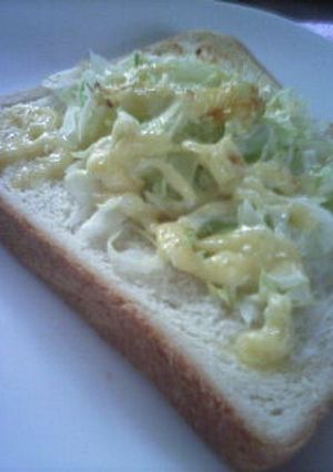 マヨキャベトースト-レシピのメイン写真