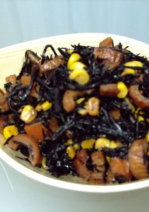 子どもも大好きひじきの煮物-レシピのメイン写真