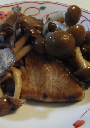 はまちときのこの蒸し焼き-レシピのメイン写真