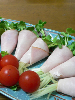 貝割れ大根のハム巻き-レシピのメイン写真