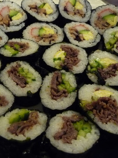 変わり巻き寿司☆ちょいピリ辛牛肉巻き-レシピのメイン写真