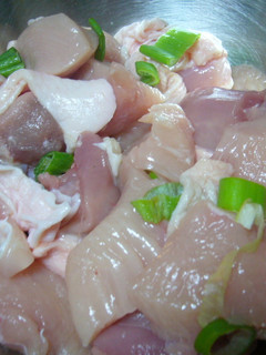 びっくり!!安い鶏肉が地鶏風に大変身☆-レシピのメイン写真