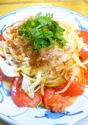 トマトとオニオンスライスの和風サラダ-レシピのメイン写真