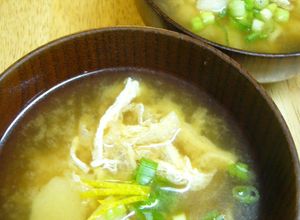 ほっこり長芋と油揚げのお味噌汁-レシピのメイン写真