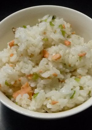 サケあらの混ぜご飯-レシピのメイン写真