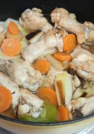 たっぷり白菜と手羽元のスープ煮込み-レシピのメイン写真