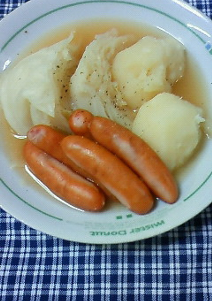 ザク切りキャベツとソーセージのスープ煮-レシピのメイン写真