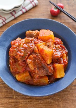 コクうま♡スペアリブと大根のトマト煮-レシピのメイン写真
