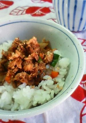簡単！節約！！サバとごぼうのフレーク-レシピのメイン写真