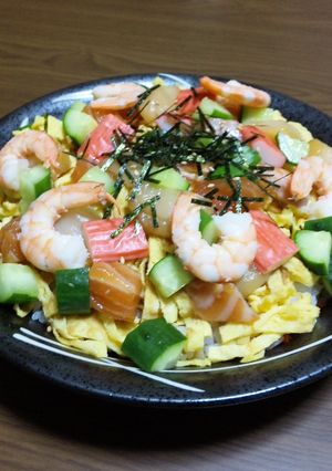 すし太郎でらくらくコロコロちらし-レシピのメイン写真
