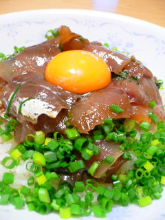大葉にんにく醤油で、海鮮漬け丼-レシピのメイン写真