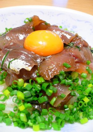 大葉にんにく醤油で、海鮮漬け丼-レシピのメイン写真