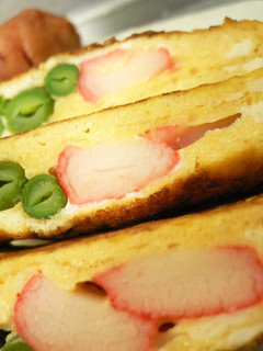 お弁当に✿彩り素敵なカニカマ卵焼き✿-レシピのメイン写真