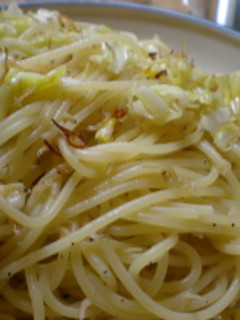 キャベツとじゃこ(しらす)の和風パスタ-レシピのメイン写真