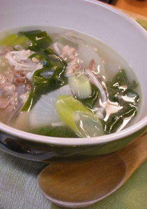 牛肉●大根●わかめのにんにく中華スープ-レシピのメイン写真