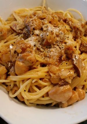 鶏肉とポルチーニのクリームパスタ-レシピのメイン写真