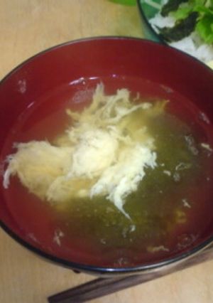 とろろ昆布と卵のフワフワ汁-レシピのメイン写真