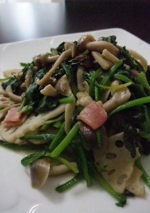 ほうれん草とレンコンのバターいため-レシピのメイン写真