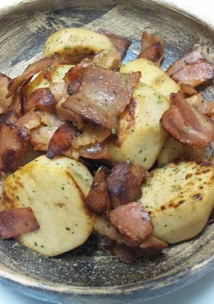 里芋とベーコンのバジル風味な炒めもの-レシピのメイン写真