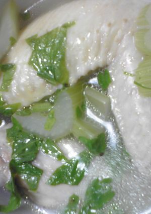 セロリと手羽先のスープ-レシピのメイン写真