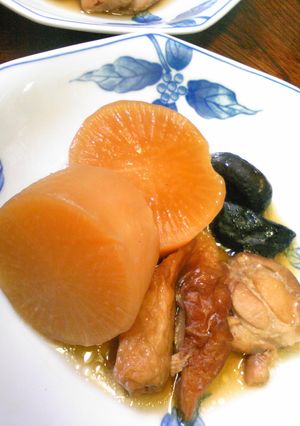 圧力鍋で♪大根煮（鶏肉・椎茸・竹輪入り）-レシピのメイン写真