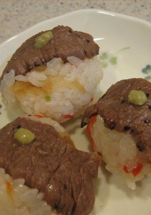 スタミナ☆牛肉の手まり寿司-レシピのメイン写真