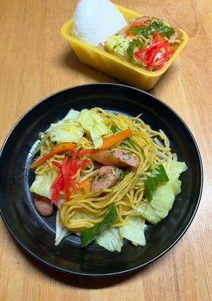 カレー風味ウインナー塩焼きそば♫お弁当にも-レシピのメイン写真