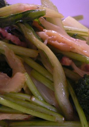 冬野菜の残り物でペペロンチーノ-レシピのメイン写真
