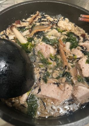 大豆ライスで鶏もも肉と海藻しめじの雑炊-レシピのメイン写真