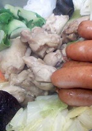 野菜たっぷり　チキン鍋-レシピのメイン写真